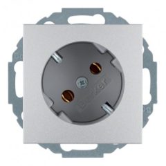   BERKER 47271404 SCHUKO aljzat S/B | 45°-kal elforgatva | matt alumínium