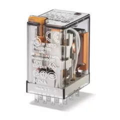   Finder 55.34.8.048.0050 Miniatűr ipari relé 4 váltóérintkező (CO) AgNi, 48V AC (50/60 Hz) vezerlőfeszültség, 7A folytonos áram, foglalatba dugaszolható - zárható teszt nyomógomb + LED (AC)