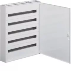   Hager Univers FW524WT Fém mezős elosztó, 120 modul, 5 sor, 941x571x150mm, teli ajtóval, IP30, falon kívüli, Univers (Hager FW524WT)