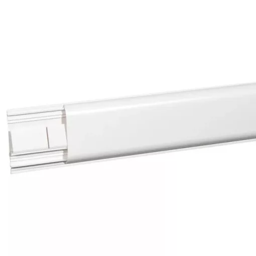 Legrand 030089 DLP padlószegélycsatorna 120x20 mm, fedéllel, válaszfallal ( Legrand 030089 )