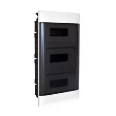   Legrand 135173 Practibox S műanyag kiselosztó 36 modul, 3 sor, Füstszínű ajtóval, IP40, gipszkarton falba süllyesztett, PE és N sínnel, méret : 535x328x103 mm