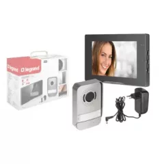   Legrand 368910 EASYKIT fekete 2 vezetékes PLUS videó kaputelefon szett adapterrel, egylakásos, bővíthető, színes 7"-os beltéri egység ( Legrand 368910 )