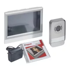   Legrand 369330 2 vezetékes színes videó kaputelefon szett, 1 v. 2 lakásos, 10"-os érintőképernyős beltéri egységgel ( Legrand 369330 )