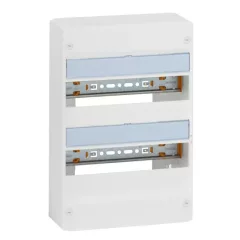   Legrand 401362 Drivia13 műanyag elosztószekrény 26 modul, 2 sor, ajtó és hátlap nélkül, falon kívüli, IP30 (IP40 ajtóval), méret 375x250x103,5mm (140,5mm mély ajtóval)