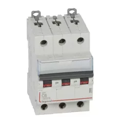   Legrand 407855 DX3 Kismegszakító. 3P, 6A, C karakterisztika, 6kA
