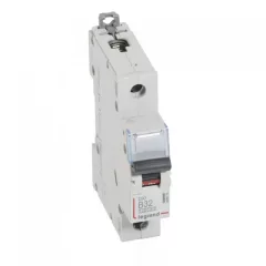   Legrand 408875 DX3 Kismegszakító. 1P, 32A, B karakterisztika, 10kA