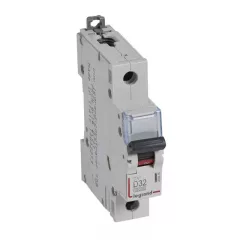   Legrand 409435 DX3 Kismegszakító. 1P, 32A, D karakterisztika, 10kA