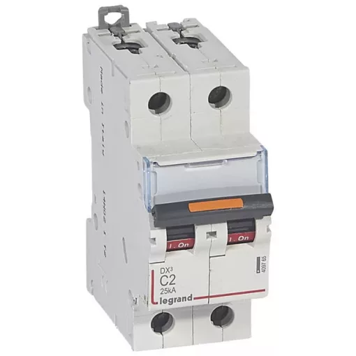 Legrand 409765 DX3 Kismegszakító. 2P, 6A, C karakterisztika, 25kA