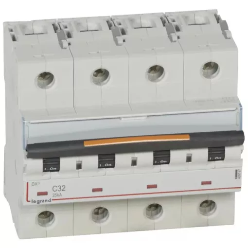 Legrand 409797 DX3 Kismegszakító. 4P, 32A, C karakterisztika, 25kA