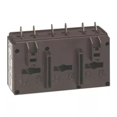   Legrand 412157 Háromfázisú áramváltó 250/5A, (Ø8 mm) kábelhez vagy (20,5x5,5 mm) gyűjtősínhez ( Legrand 412157 )