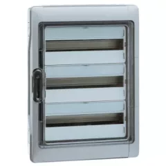   Legrand 601983 Plexo3 védett elosztó 36 modul, 3 sor, átlátszó ajtóval, IP65, PE és N sínnel, falon kívüli, 622x340x161mm