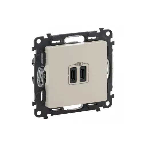 Legrand 753207 Valena Life Töltőaljzat Kettős USB C-típusú csatlakozóval, 5V–3A–15W, Túlfesz-védelem >1kW, Class II SELV, Elefántcsont ( Legrand 753207 )