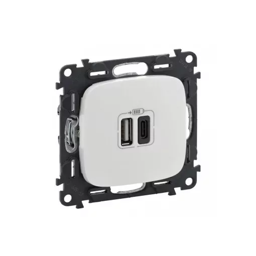 Legrand 754965 Valena Allure Töltőaljzat Kettős USB C-típusú + USB A-típusú csatlakozóval, 5V–3A–15W, Túlfesz-védelem >1kW, Class II SELV, Fehér ( Legrand 754965 )