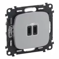   Legrand 755347 Valena Allure Töltőaljzat Kettős USB C-típusú csatlakozóval, 5V–3A–15W, Túlfesz-védelem >1kW, Class II SELV, Alumínium ( Legrand 755347 )