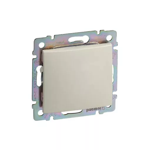 Legrand Valena 774101 vízmentes egypólusú kapcsoló (101), elefántcsont burkolattal keret nélkül, süllyesztett, (IP44) 10A 250V (Legrand 774101)