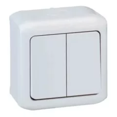   Legrand Forix 782361 vízmentes dupla váltóérintkezős kapcsoló (106+6), fehér burkolattal, kerettel, falon kívüli 10A 250V IP44 (Legrand 782361)