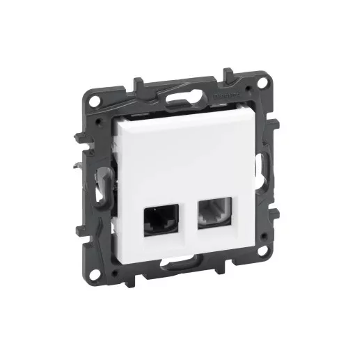 Legrand Niloé Step 863156 RJ45 Cat.6 UTP + 1xRJ11 aljzat, fehér (Legrand 863156 / 863156B)