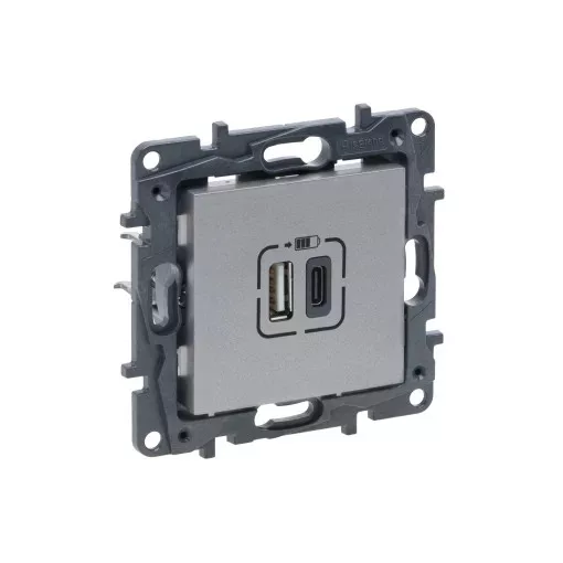 Legrand Niloé Step 863340 2xUSB-A+C töltőaljzat 5V 3A 15W, alumínium (Legrand 863340 / 863340B)