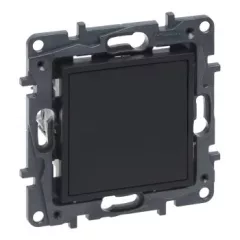   Legrand Niloé Step 863500 vakfedél, fekete (Legrand 863500 / 863500B)