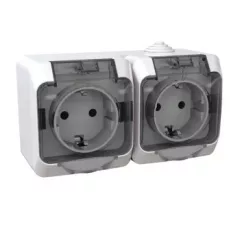   Schneider Electric Cedar Plus WDE000526 IP44 vízmentes földelt dupla csatlakozóaljzat (dugalj) gyermekvédelemmel, csapófedéllel, 2x2P+F, fehér színben, komplett szerelvény, falon kívül, vízmentes (IP44) 16A 250 ( WDE000526 ).