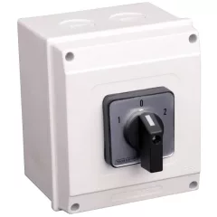  Tracon TKM-63/NT65 Tokozott közvetlen irányváltó motorkapcsoló, 1-0-2 400V, 50Hz, 63A, 18,5kW, 64×64mm, IP65