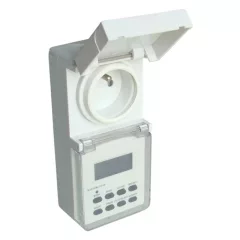   Tracon TKO-DHEVF, Dugaszolható elektronikus kapcsolóóra, heti,csapos aljzattal 230V, 16A, IP44
