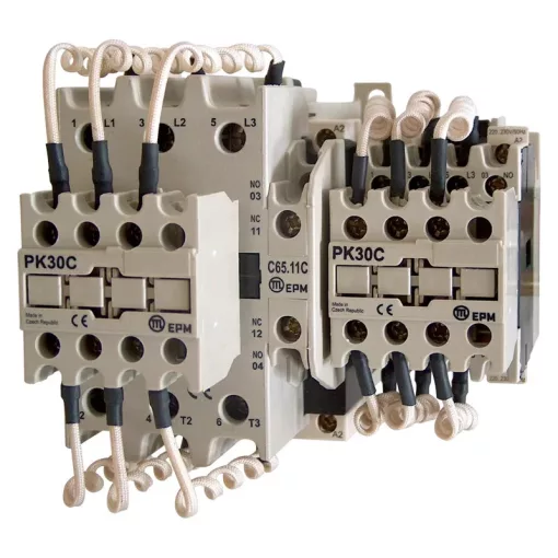 Tracon TR1C1701B Kontaktor kondenzátortelepek kapcsolásához 690V, 50Hz, 17A, 12,5kVAr, 400V AC, 3×NO+1×NO