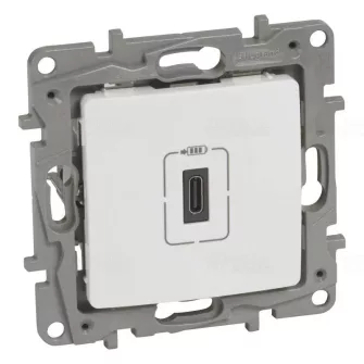 Legrand Niloé USB aljzatok - Legrand Niloé antenna / Audió / Videó / USB - Legrand Niloé kapcsolók / dugaljak / egyéb szerelvények - Legrand kapcsolók / dugaljak / egyéb szerelvények - Legrand - GYÁRTÓK / MÁRKÁK