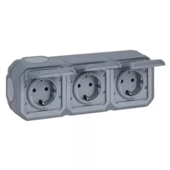 Legrand Plexo55 vízmentes IP55 összeszerelt (falon kívüli) csatlakozóaljzat (dugalj) / 3 X